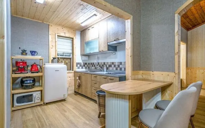 Oda (Sun (Private House and BBQ))