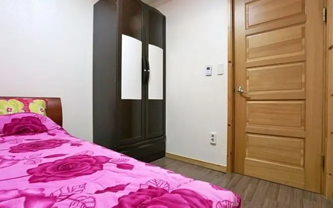 Oda (Single room (upstairs))