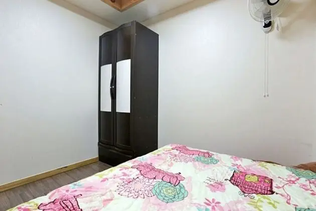 Oda (Single room (upstairs))