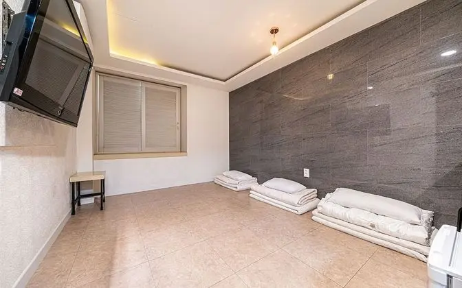 Oda (Ondol-1 room 1 week)