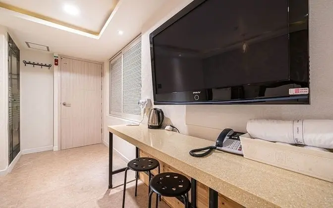 Oda (Twin-1 room 1 week)