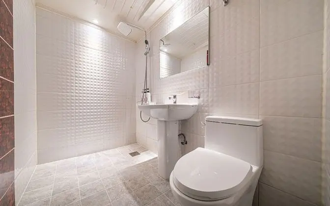 Oda (Twin-1 room 1 week)