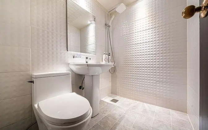 Oda (Twin-1 room 1 week)