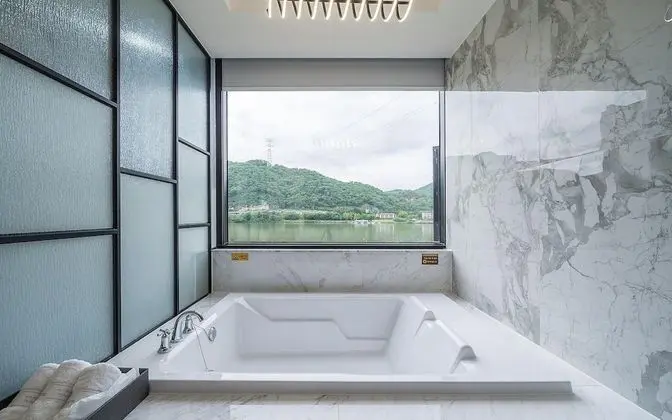 Oda (Suite room (drive-in))