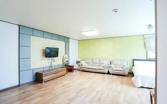 Oda (Saturn (1st floor))