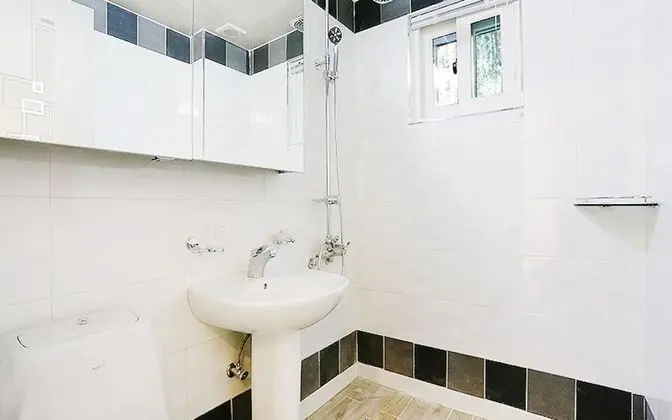 Oda (Villaterra (Duplex Unshared House))