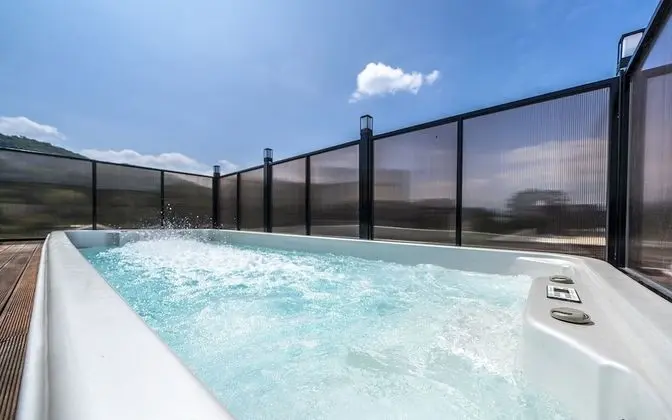 Oda (Private Poolvilla)