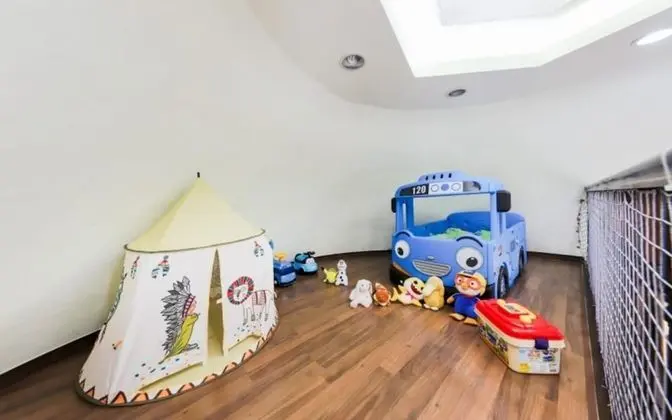 Oda (Baby star (separate building) (hot wa)