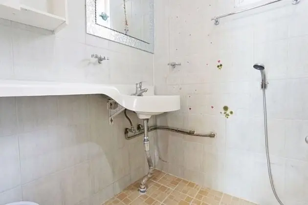 Oda (Separate house)