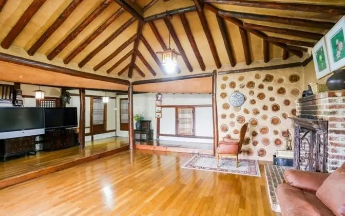 Oda (Adobe house (Unshared House))