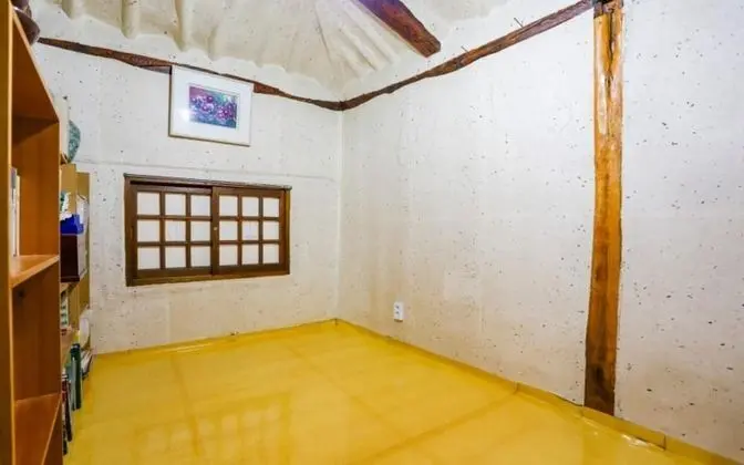 Oda (Adobe house (Unshared House))