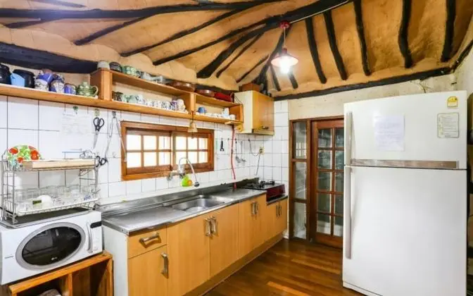 Oda (Adobe house (Unshared House))