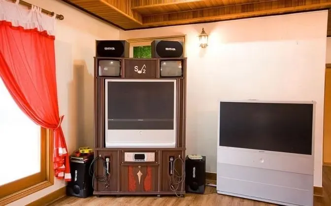 Oda (Separate house)