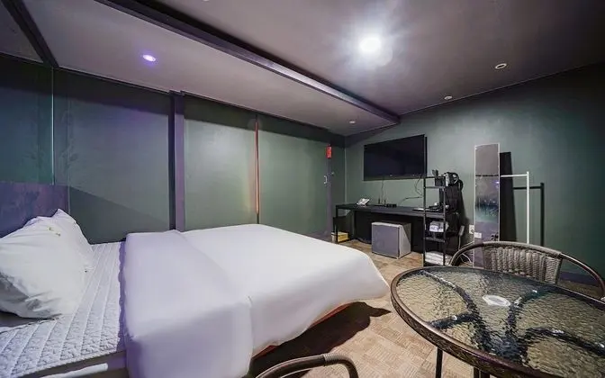 Oda (General room-large room 7 hours)