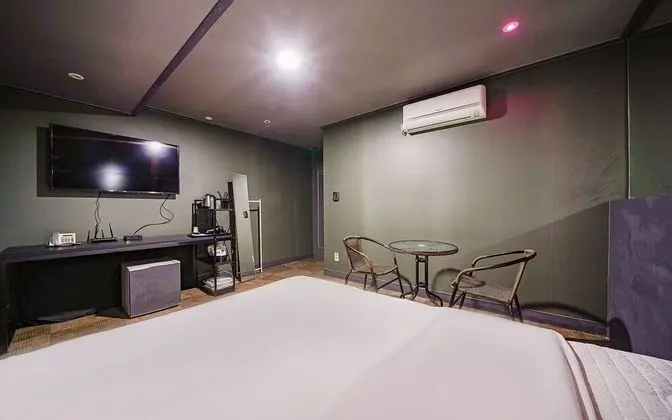 Oda (General room-large room 7 hours)