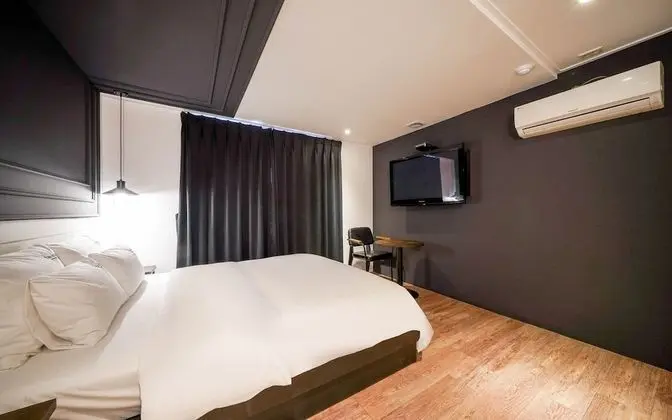 Oda (Standard (Netflix))