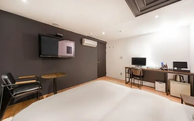 Oda (Standard (Netflix))