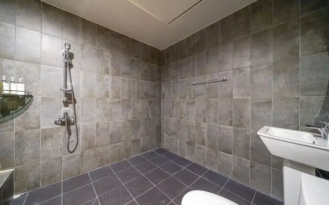 Oda (Standard (Netflix))