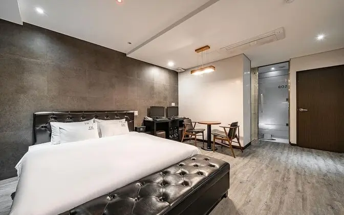 Oda (Deluxe (Netflix available))