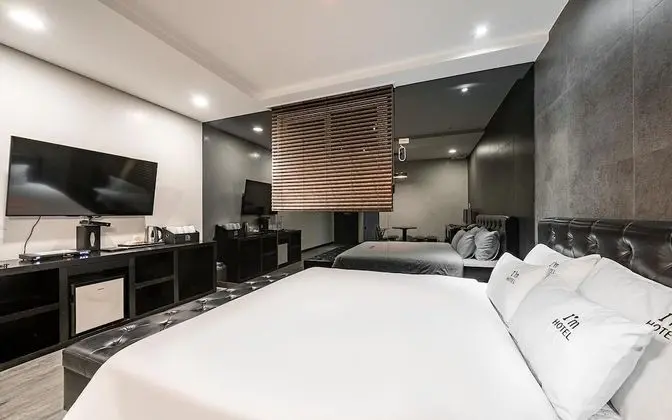 Oda (Deluxe (Netflix available))