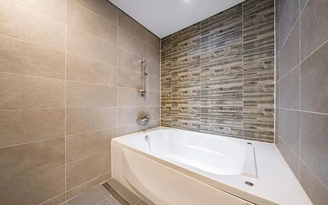 Oda (Deluxe (Netflix available))