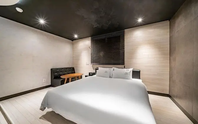 Oda (Deluxe VR PKG (Netflix available))