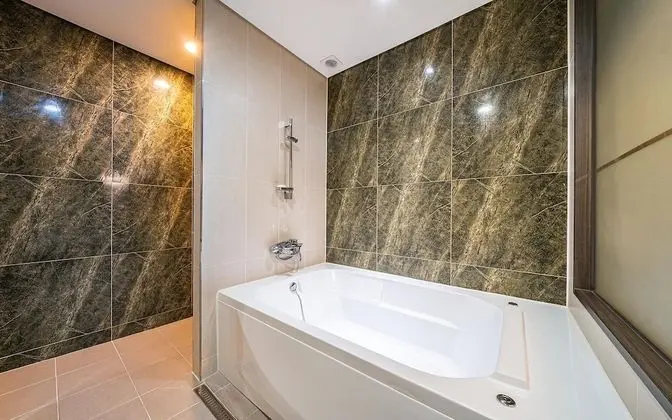 Oda (Premium (Netflix Available Latest Mas)