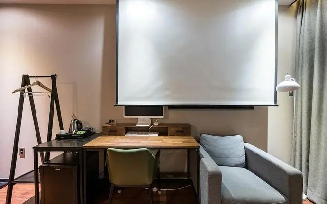 Oda (Cinema Twin Room (large screen styler)