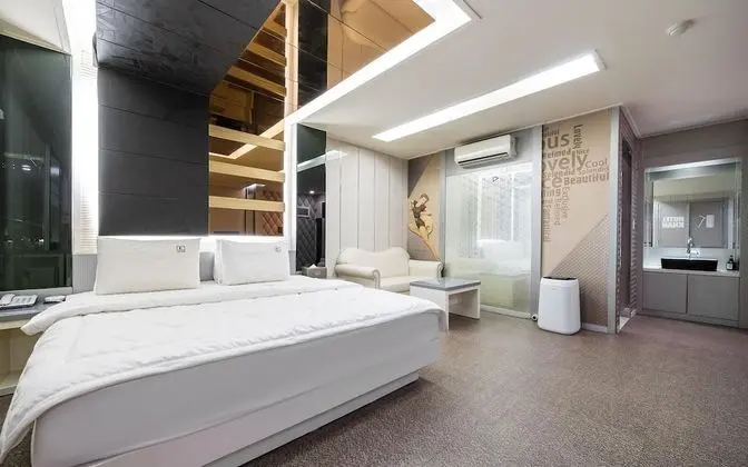 Oda (Firstcomer Special Deluxe (Netflix av)