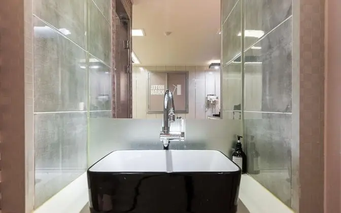 Oda (Firstcomer Special Deluxe (Netflix av)