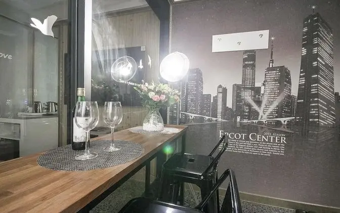 Oda (VIP-Wine Room)