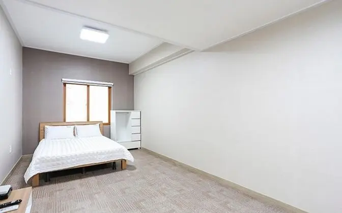 Oda (Room 201)