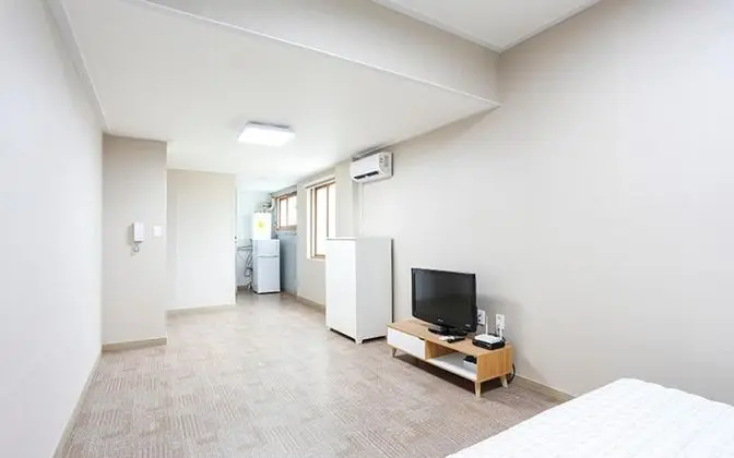 Oda (Room 201)