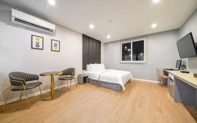 Oda (Deal deluxe (free Netflix breakfast 1)