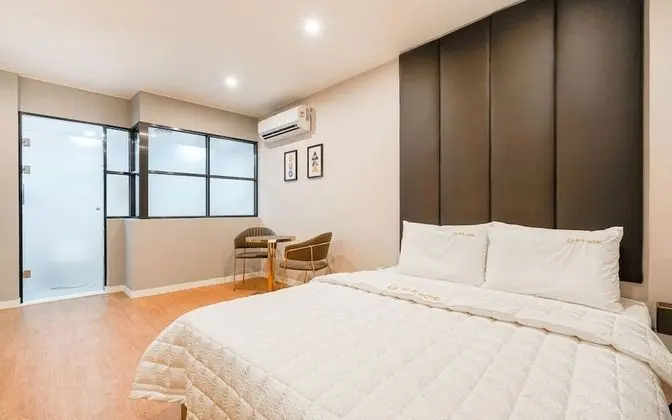 Oda (Deal deluxe (free Netflix breakfast 1)