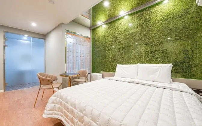 Oda (Deal deluxe (free Netflix breakfast 1)