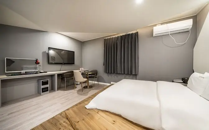 Oda (Special price royal massage room (fre)