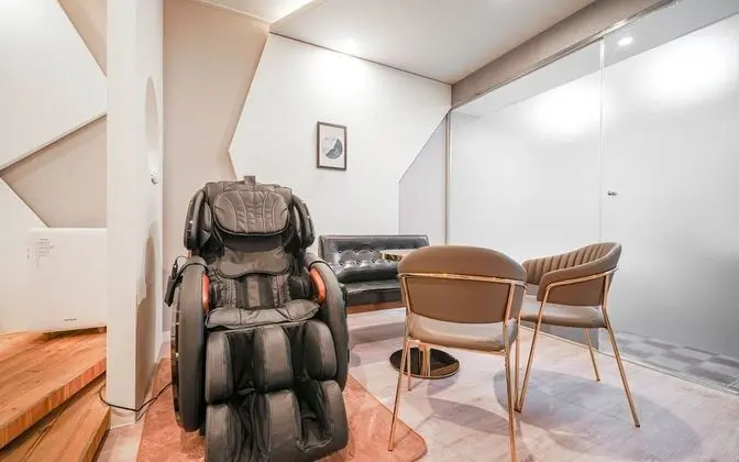 Oda (Special price royal massage room (fre)