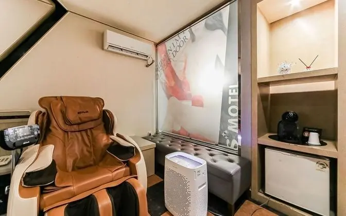 Oda (Premium Massage ROOM)