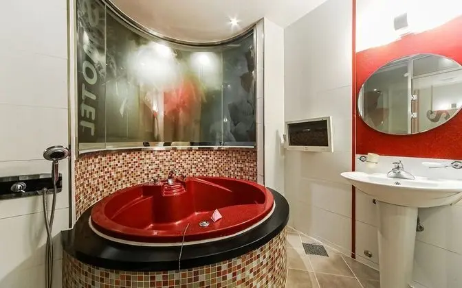 Oda (Premium Massage ROOM)