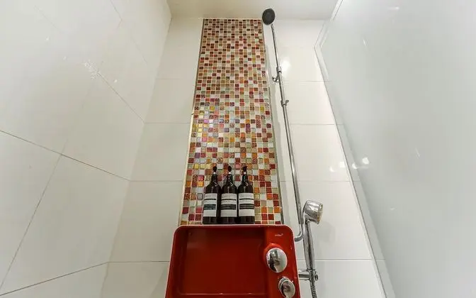 Oda (Premium Massage ROOM)