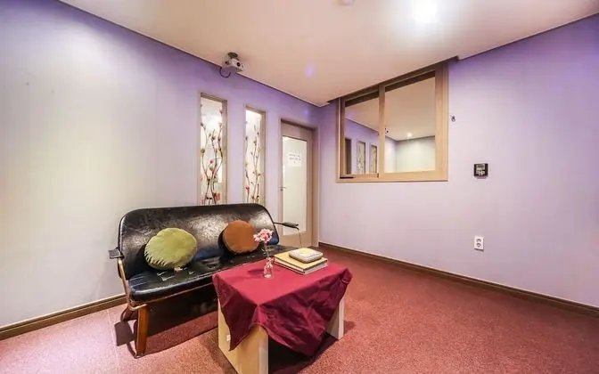 Oda (VIP Karaoke (single room closes at 22)