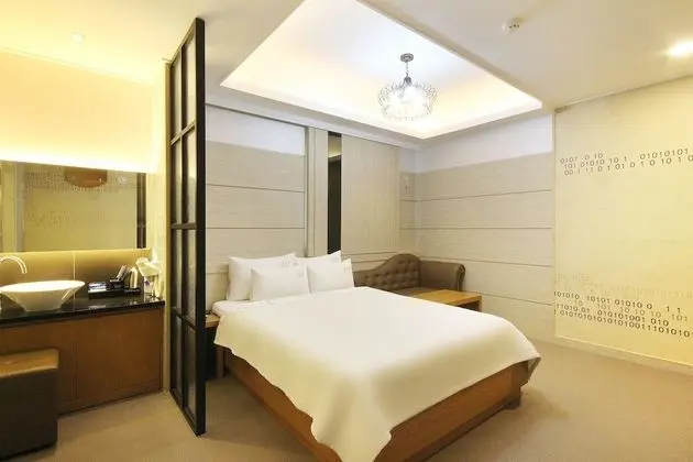 Oda (Deluxe (event provided with 6-year-ol)