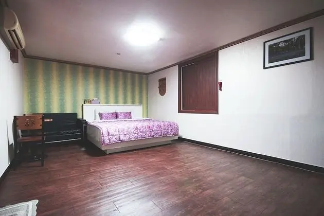 Oda (Special Room)