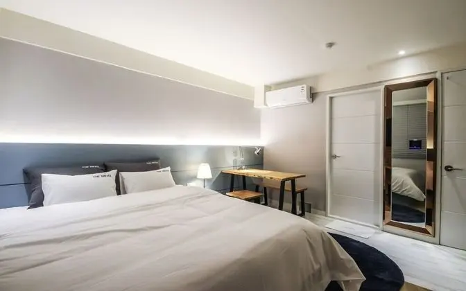 Oda (Deluxe Double (with styler + free use)