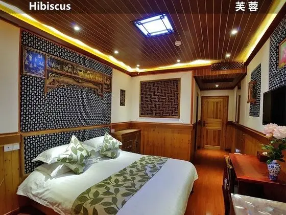 Luxury Tek Büyük Yataklı Oda