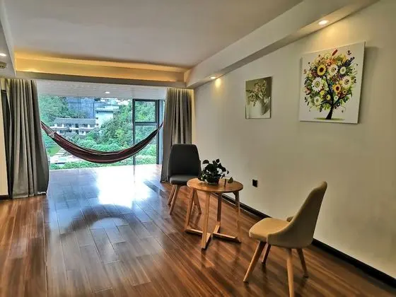 Comfort Süit, Sigara İçilmez
