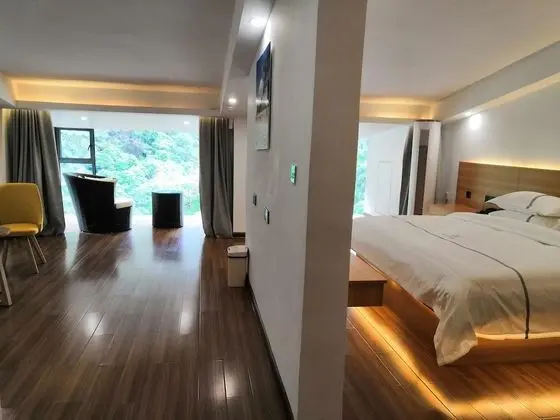 Comfort Süit, Sigara İçilmez