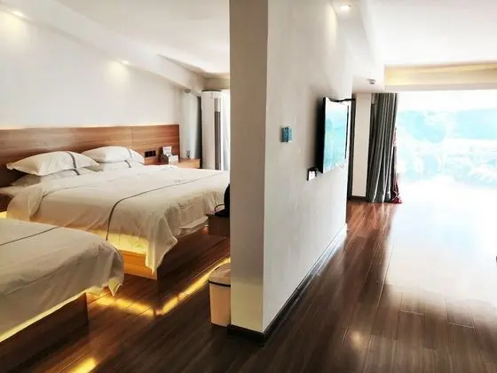 Comfort Süit, Sigara İçilmez