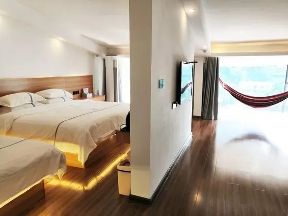 Comfort Süit, Sigara İçilmez